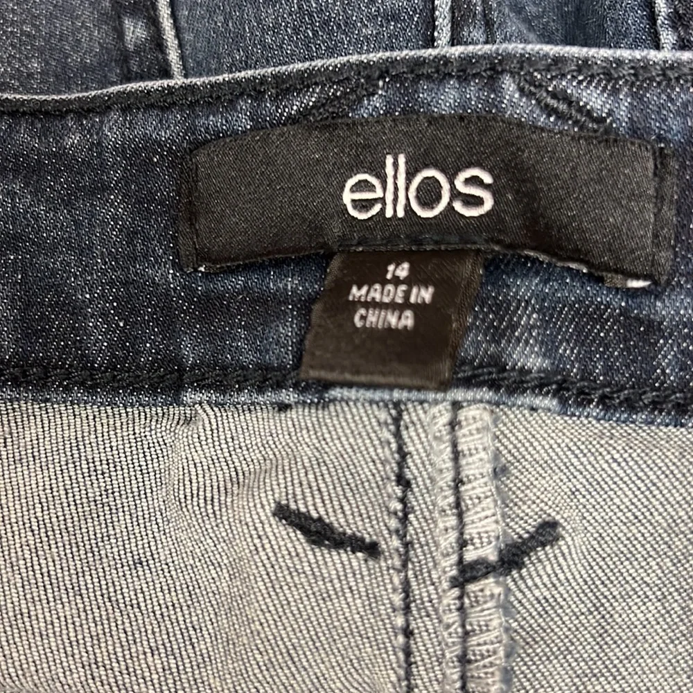 Ellos Skinny Jeans Ankle Zippers Faded Indigo 4 Pockets Has 2% Spandex Slimming - Picture 5 of 5